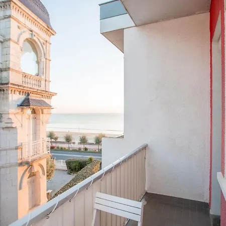 Hotel Le Trident Thyrsé 2*