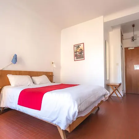 Hotel Le Trident Thyrsé 2*