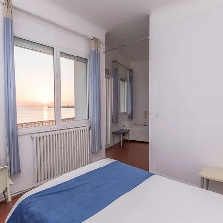 Le Trident Thyrse 2*